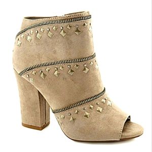 Jessica Simpson Midara Suede Peep Toe Studded Ankle Boot size 7.5